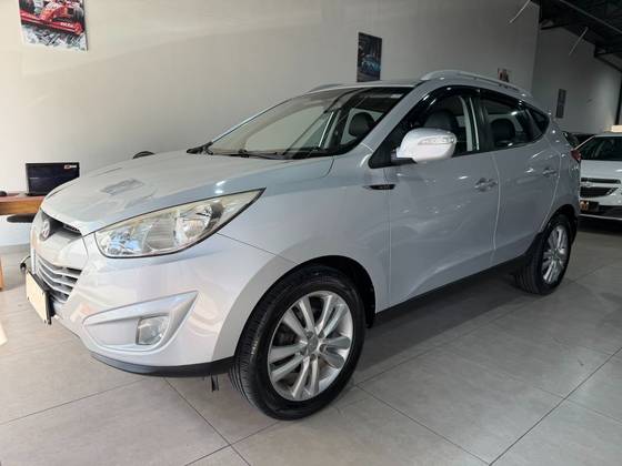 HYUNDAI IX35 2.0 MPI 4X2 16V FLEX 4P AUTOMÁTICO HYUNDAI IX35 2.0 MPI 4X2 16V FLEX 4P AUTOMÁTICO